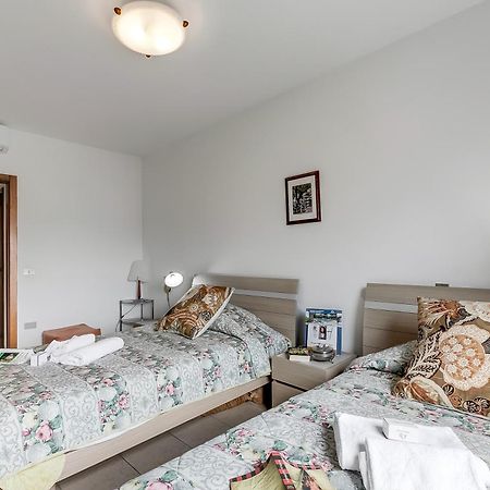 Appartamento Amy - Happy Rentals Riva del Garda Luaran gambar