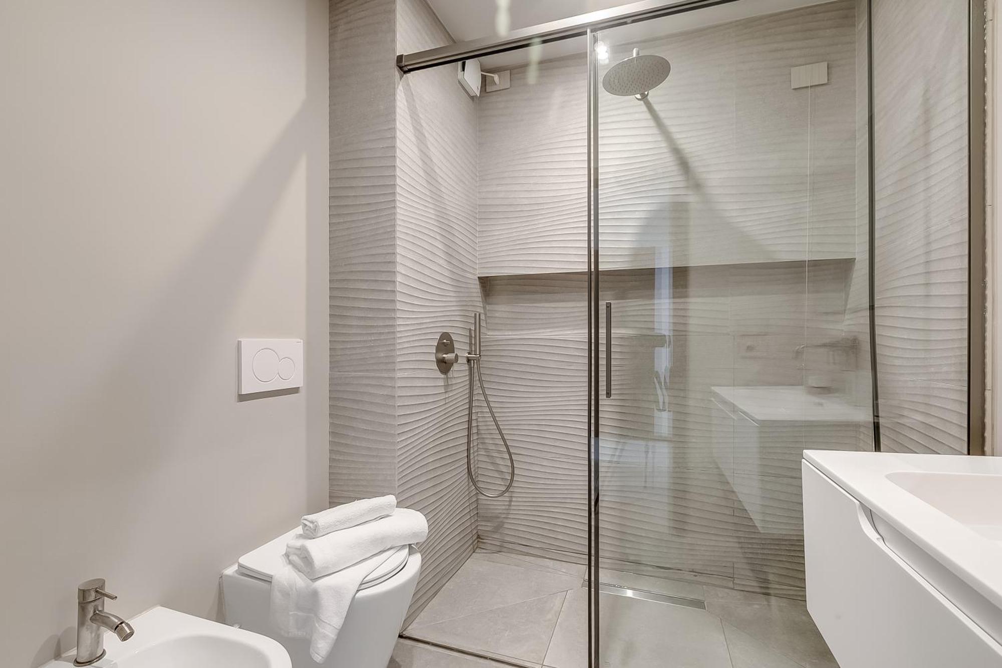 Appartamento Amy - Happy Rentals Riva del Garda Luaran gambar