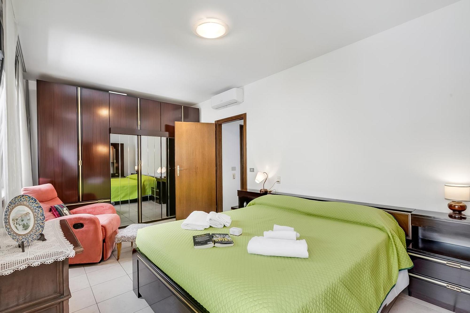 Appartamento Amy - Happy Rentals Riva del Garda Luaran gambar